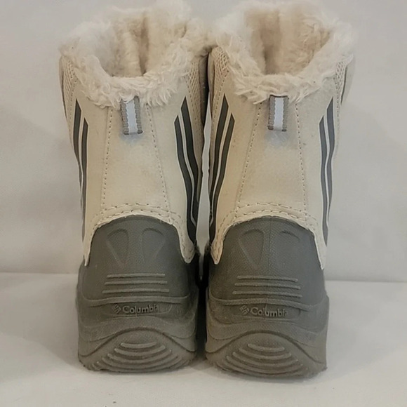 YOUTH COLUMBIA BUGABOOT PLUS IV OMNI HEAT SNOW BOOTS. ( sz 5) - Picture 3 of 7